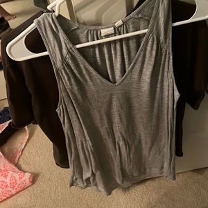 Gray flowy sleeveless tank